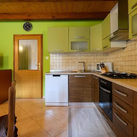 3 Bedroom Gorgeous In Mandalencici *